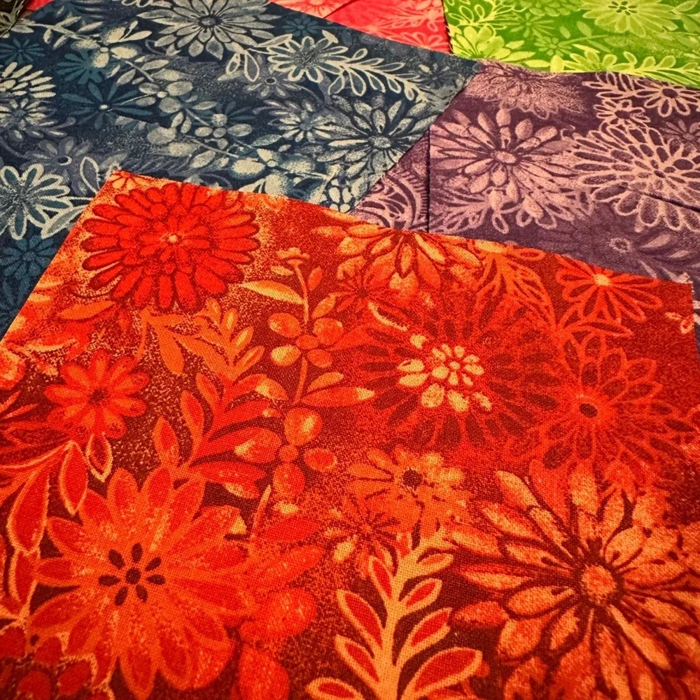 18pc Floral Batik Cotton Fabric Squares 5 Inch Charm Pack Quilting Assortment